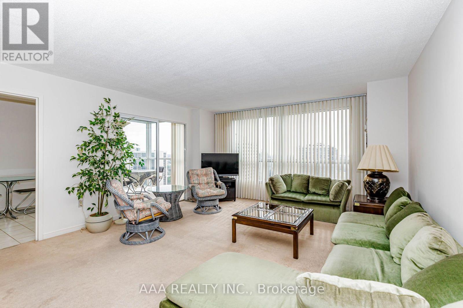 2101 - 5 Concorde Place Property Photo 12