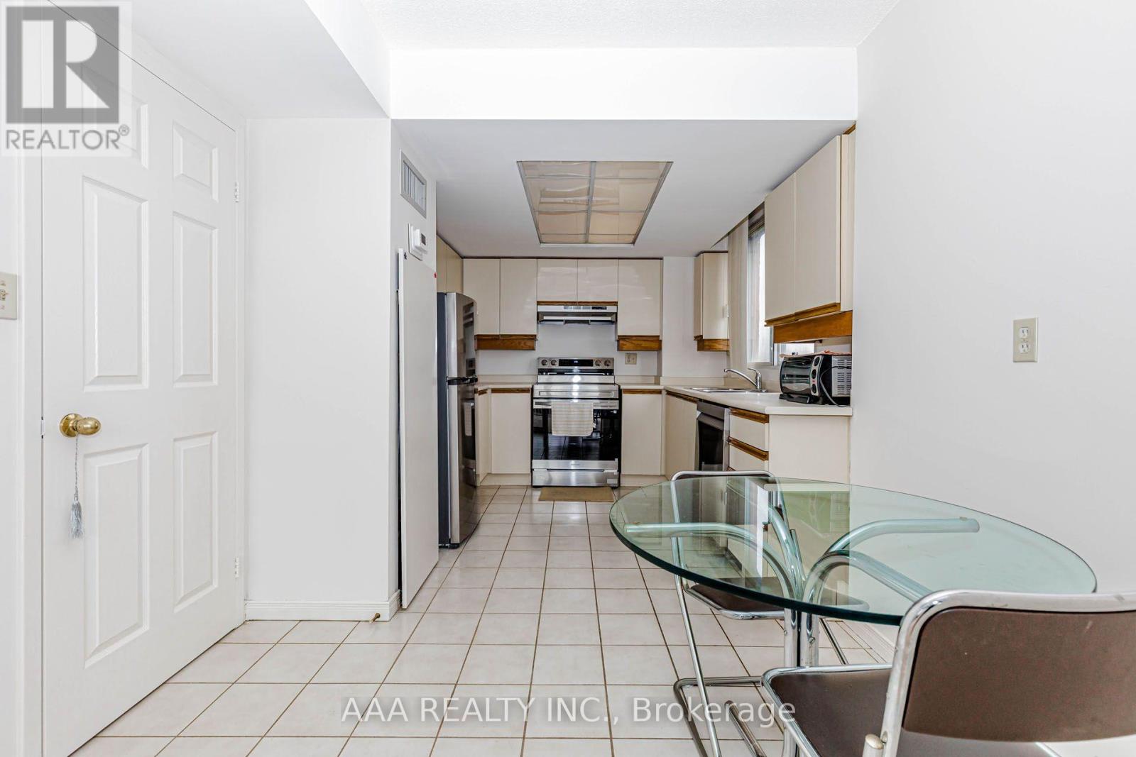2101 - 5 Concorde Place Property Photo 16