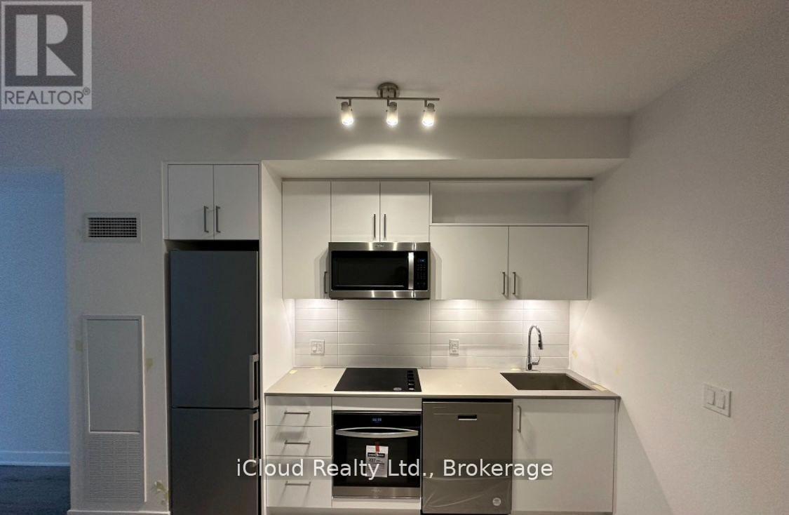 1429 - 70 Primcess Street Property Photo 3