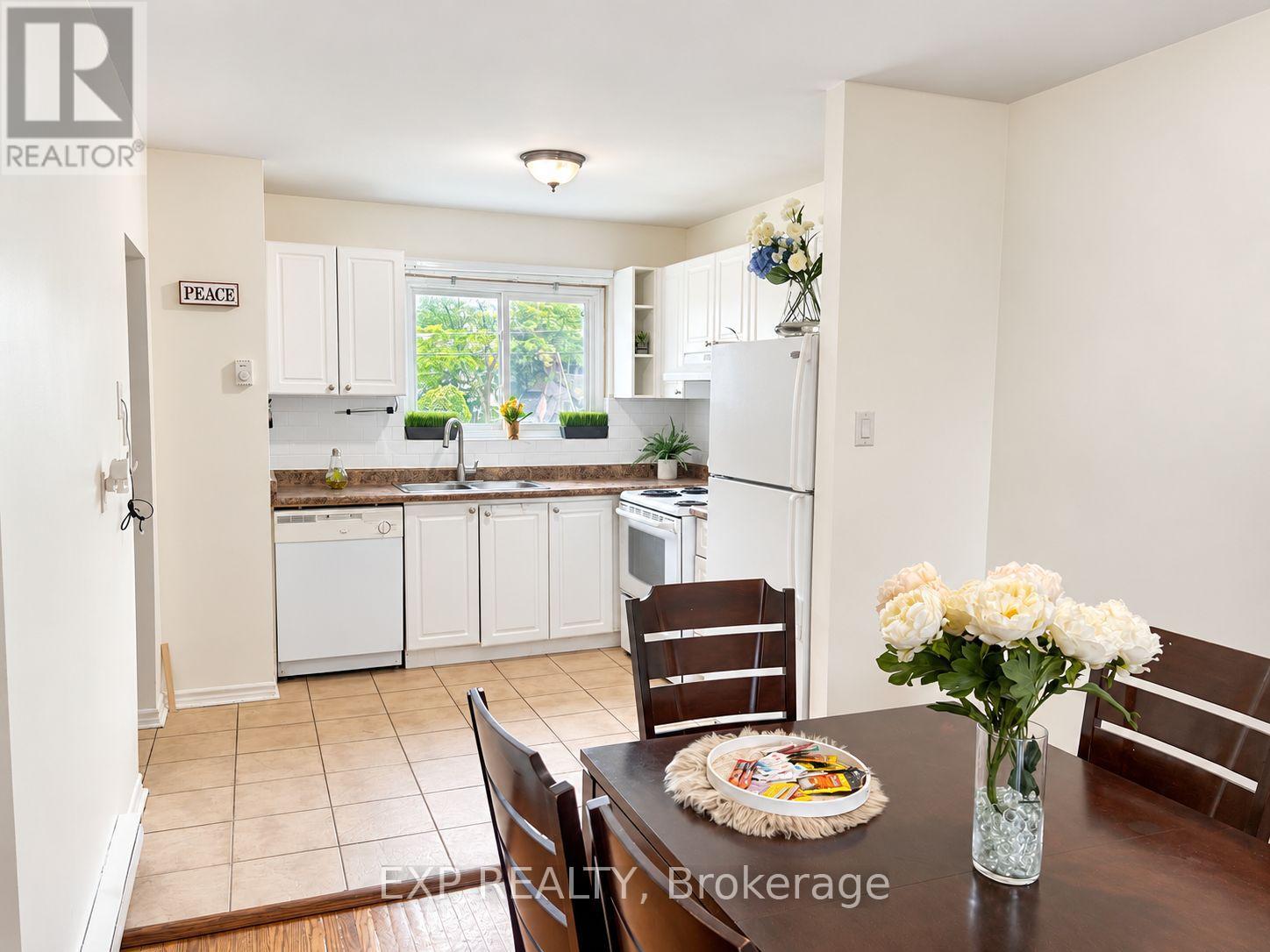 111 - 55 Godstone Road Property Photo 3