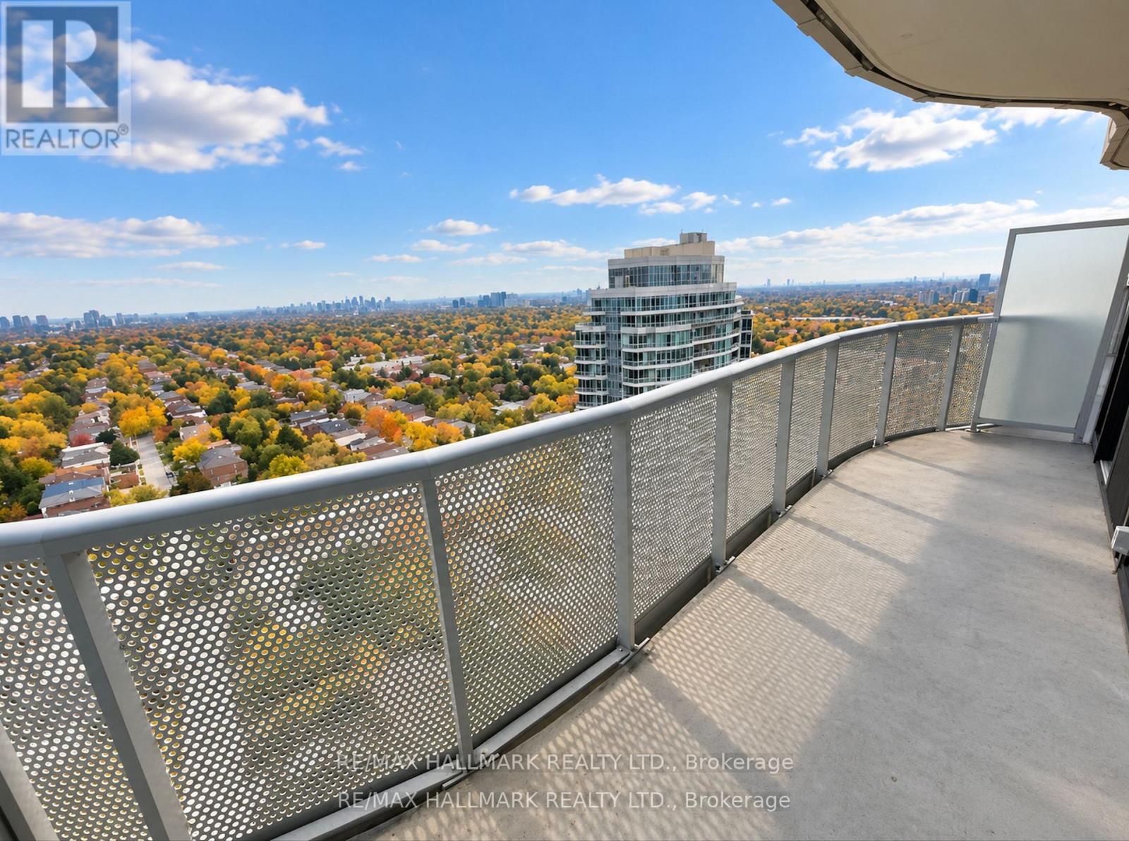 2809 - 15 Holmes Avenue Property Photo 16