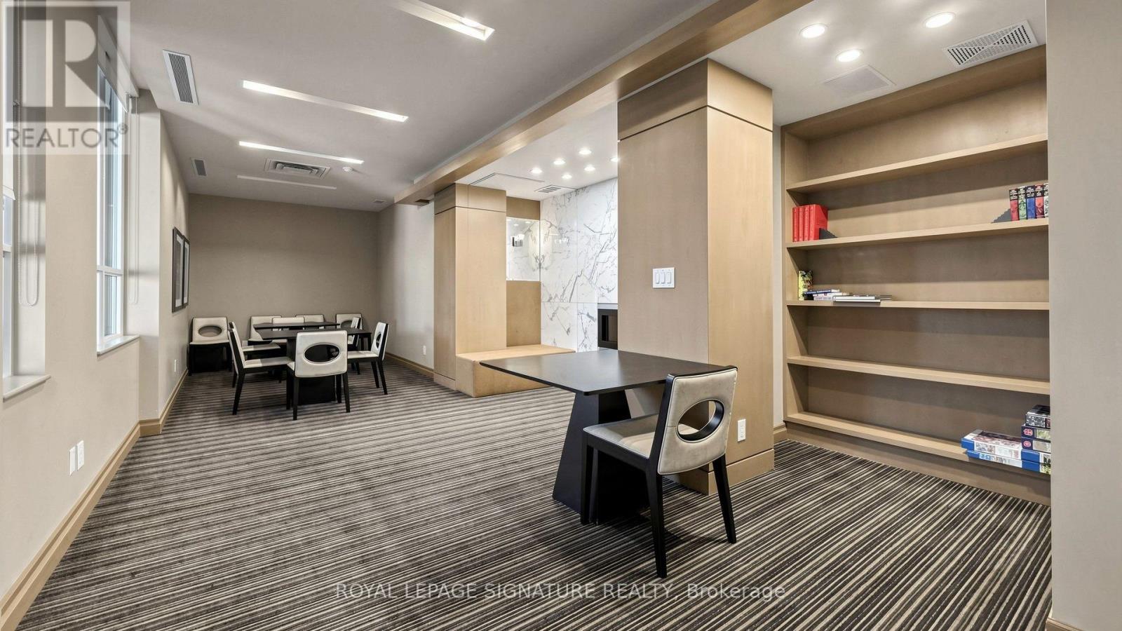 402 - 500 St Clair Avenue W Property Photo 39