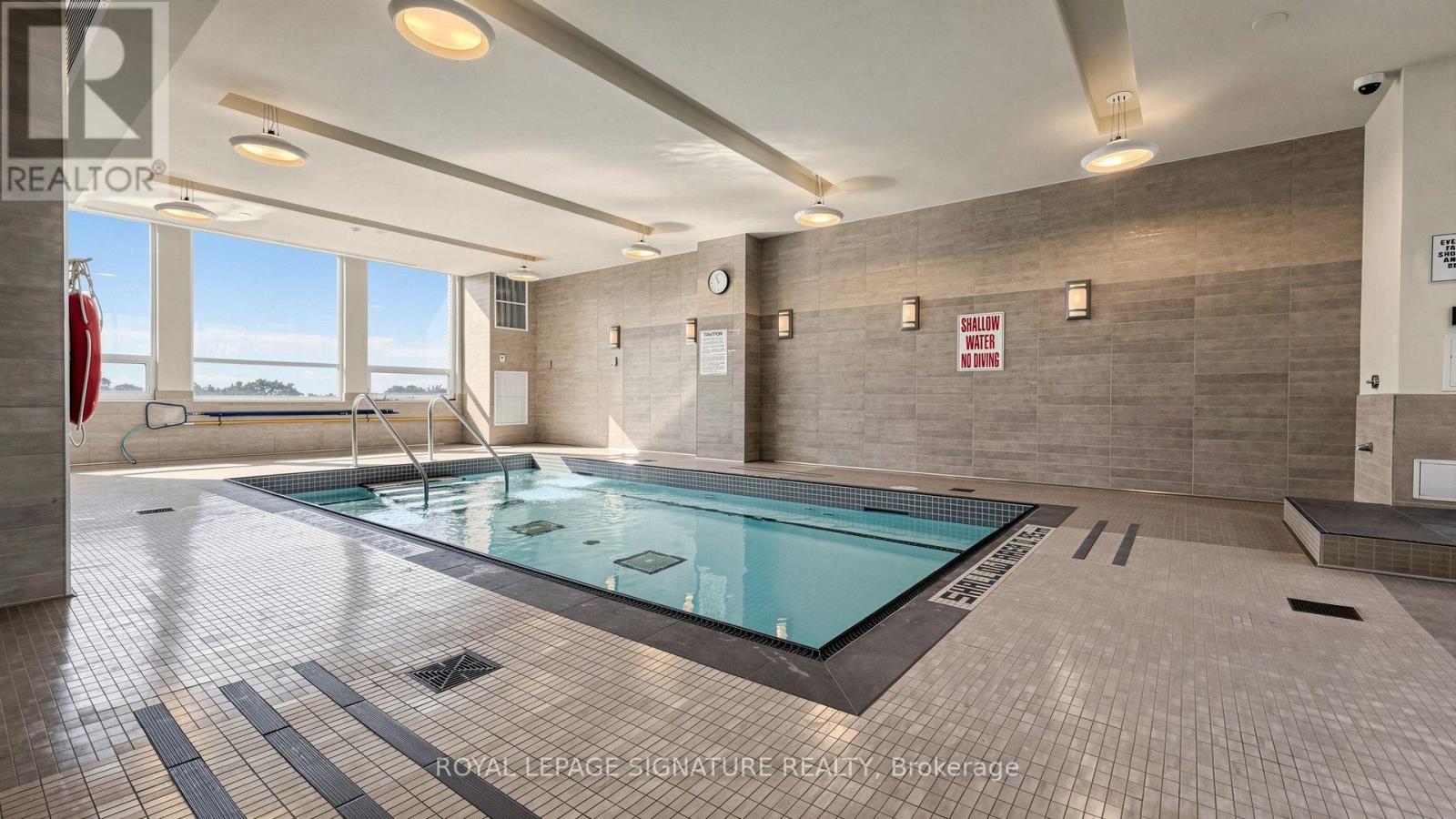 402 - 500 St Clair Avenue W Property Photo 40