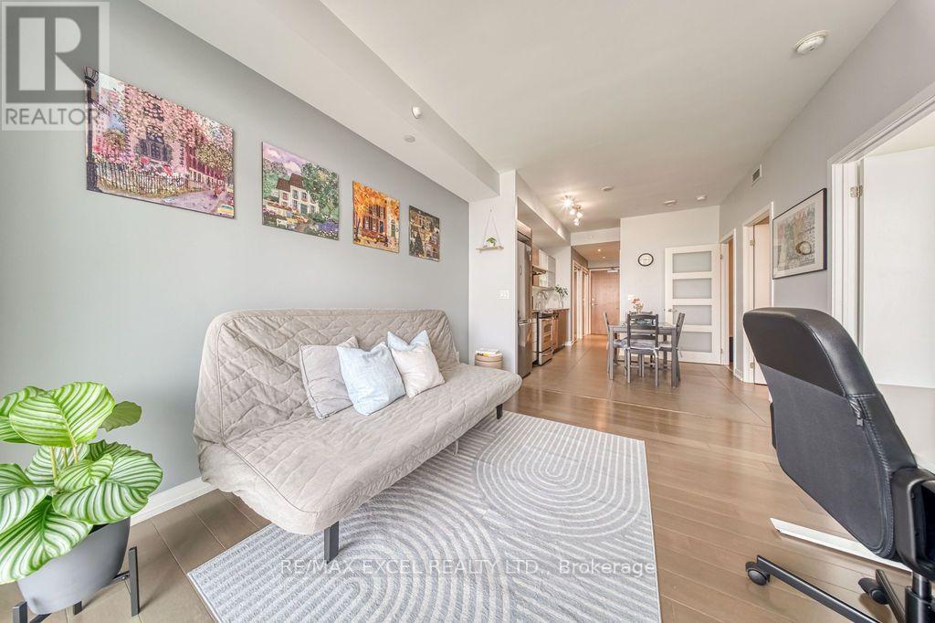 1301 - 170 Fort York Boulevard Property Photo 11
