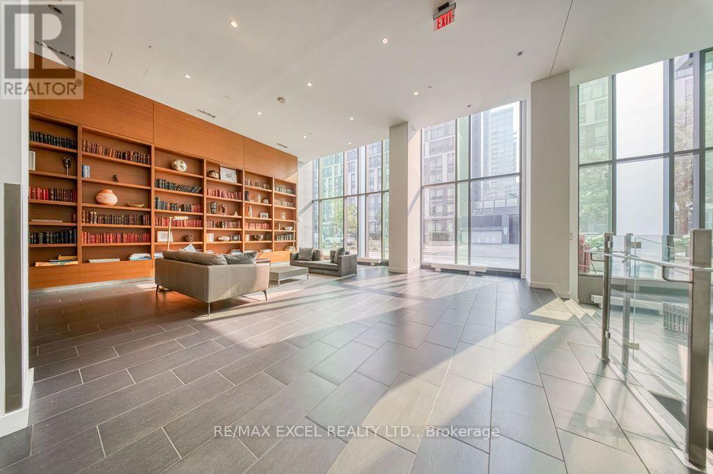 1301 - 170 Fort York Boulevard Property Photo 32