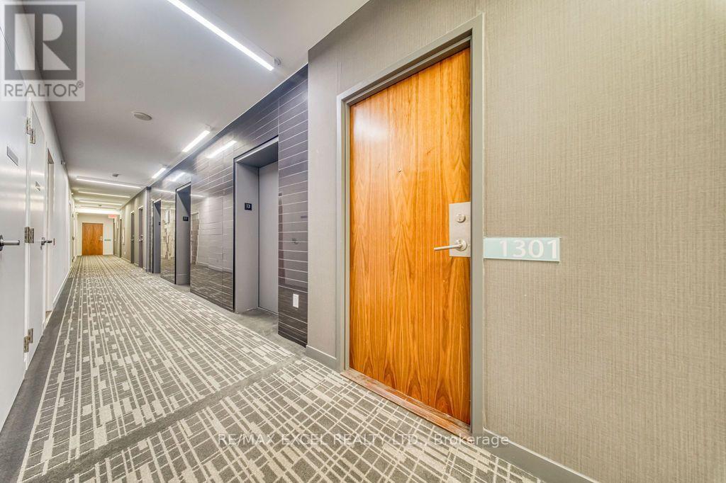 1301 - 170 Fort York Boulevard Property Photo 33