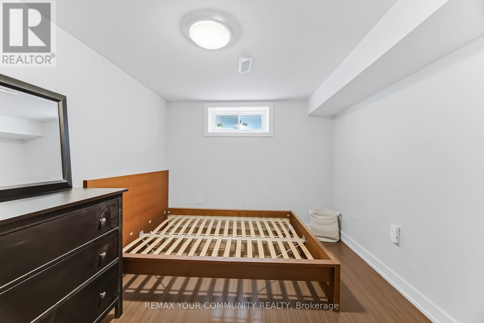 Lower - 200 Goulding Avenue N Property Photo 15