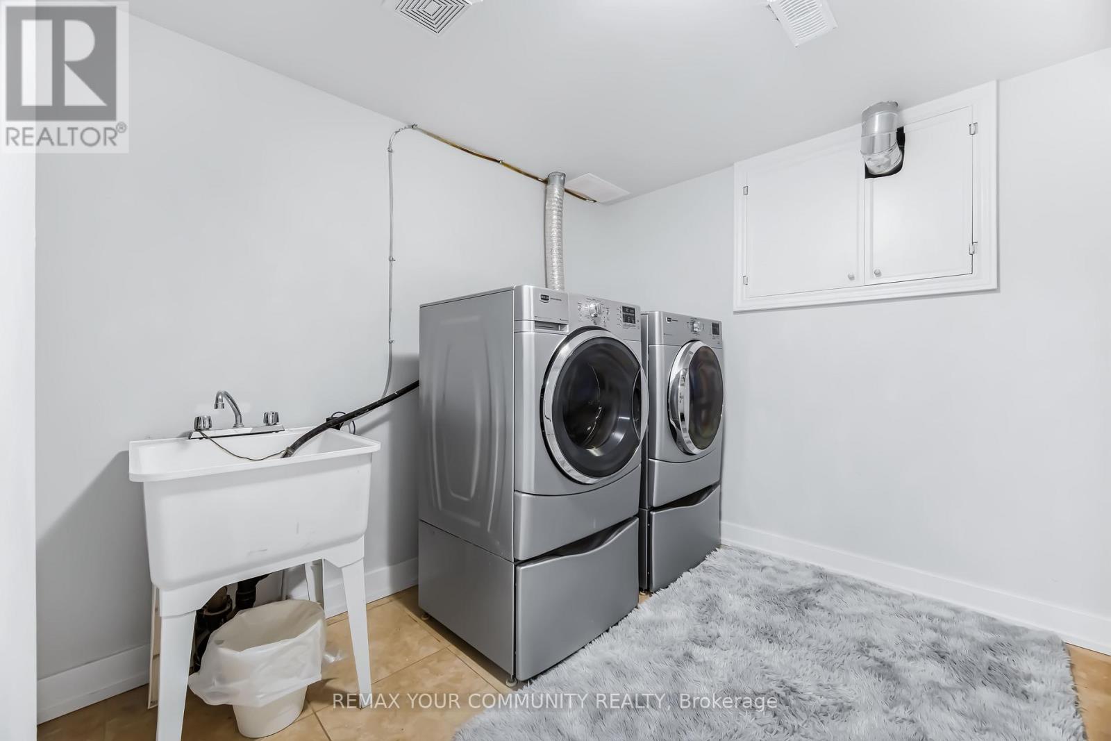 Lower - 200 Goulding Avenue N Property Photo 17