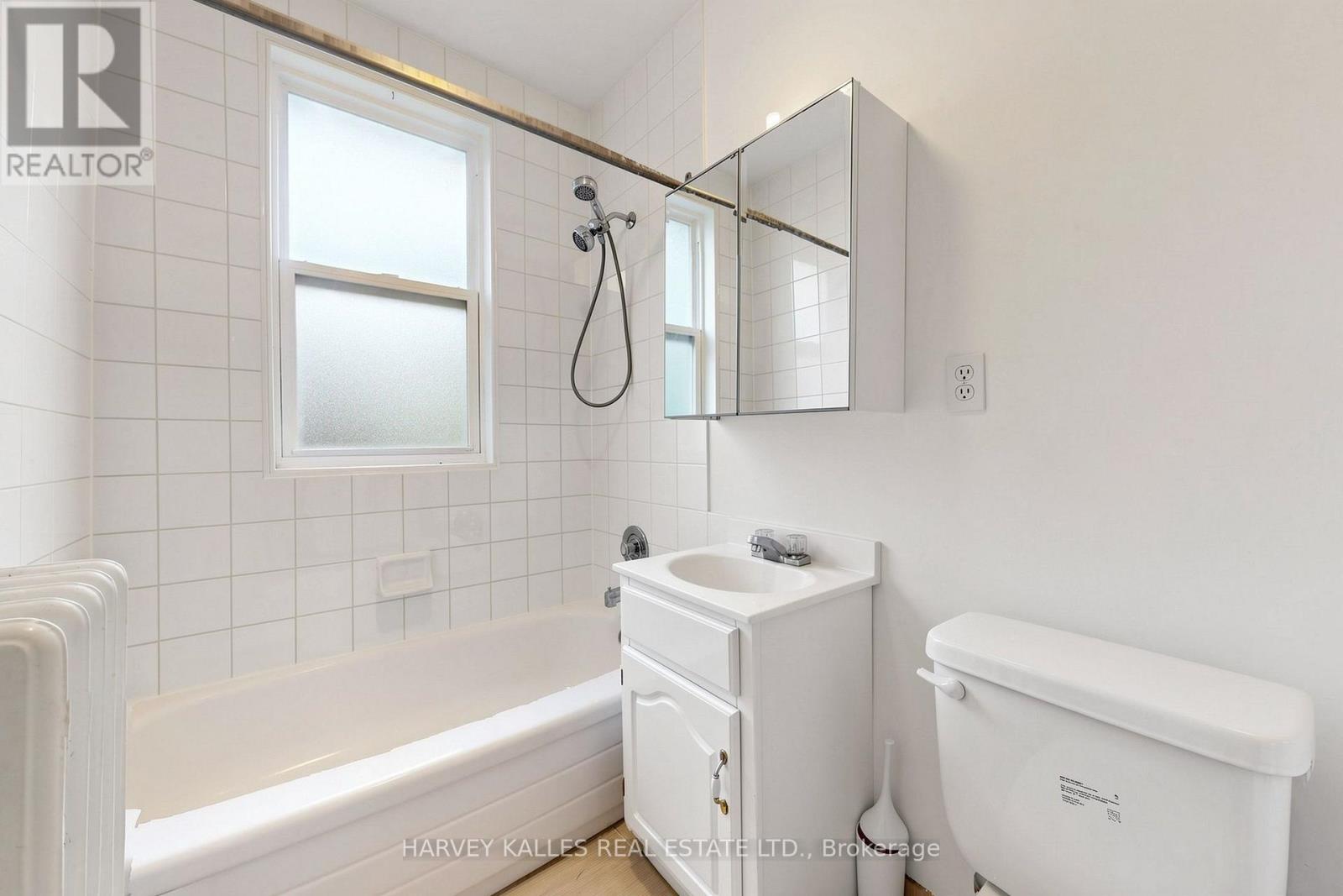 South 2nd - 163 Highbourne Road Property Photo 29