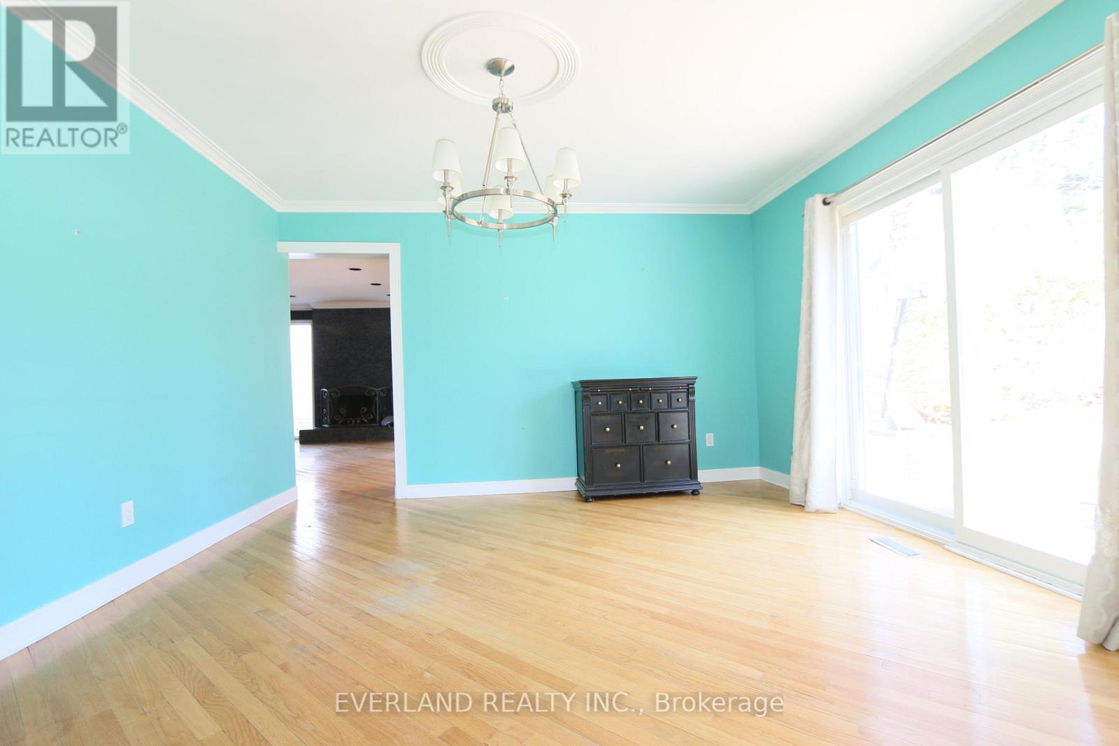 18 Silvergrove Road Property Photo 8