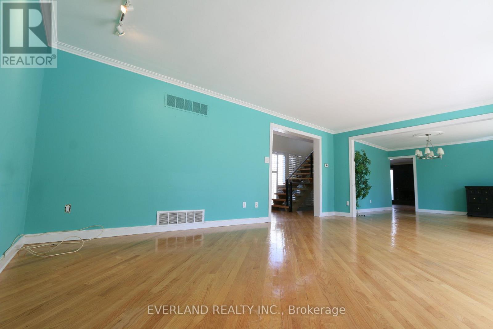 18 Silvergrove Road Property Photo 11