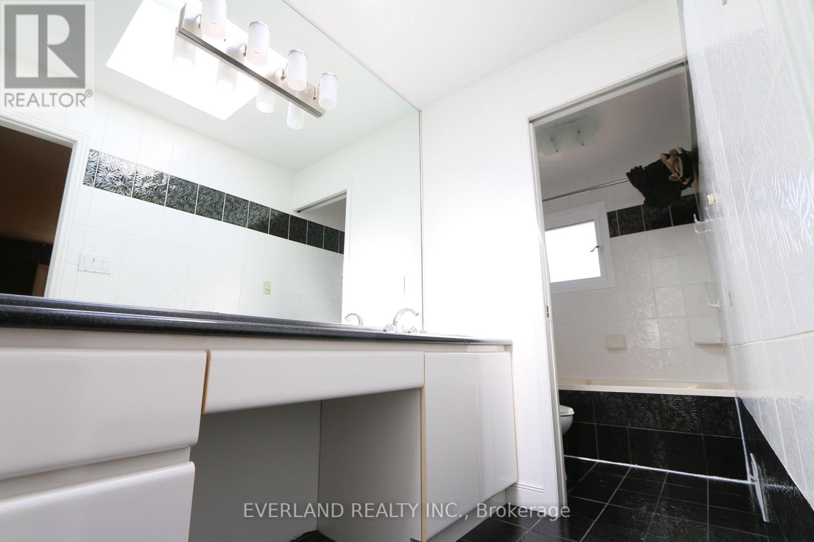 18 Silvergrove Road Property Photo 25