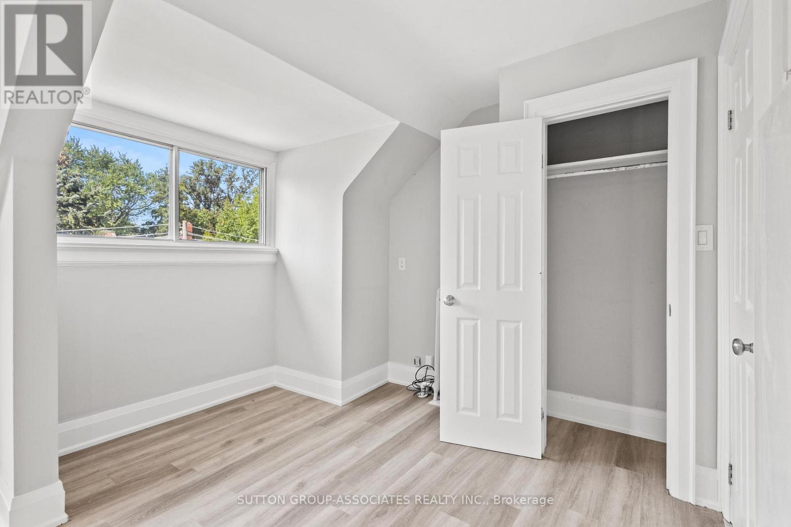 415 Brunswick Avenue Property Photo 9