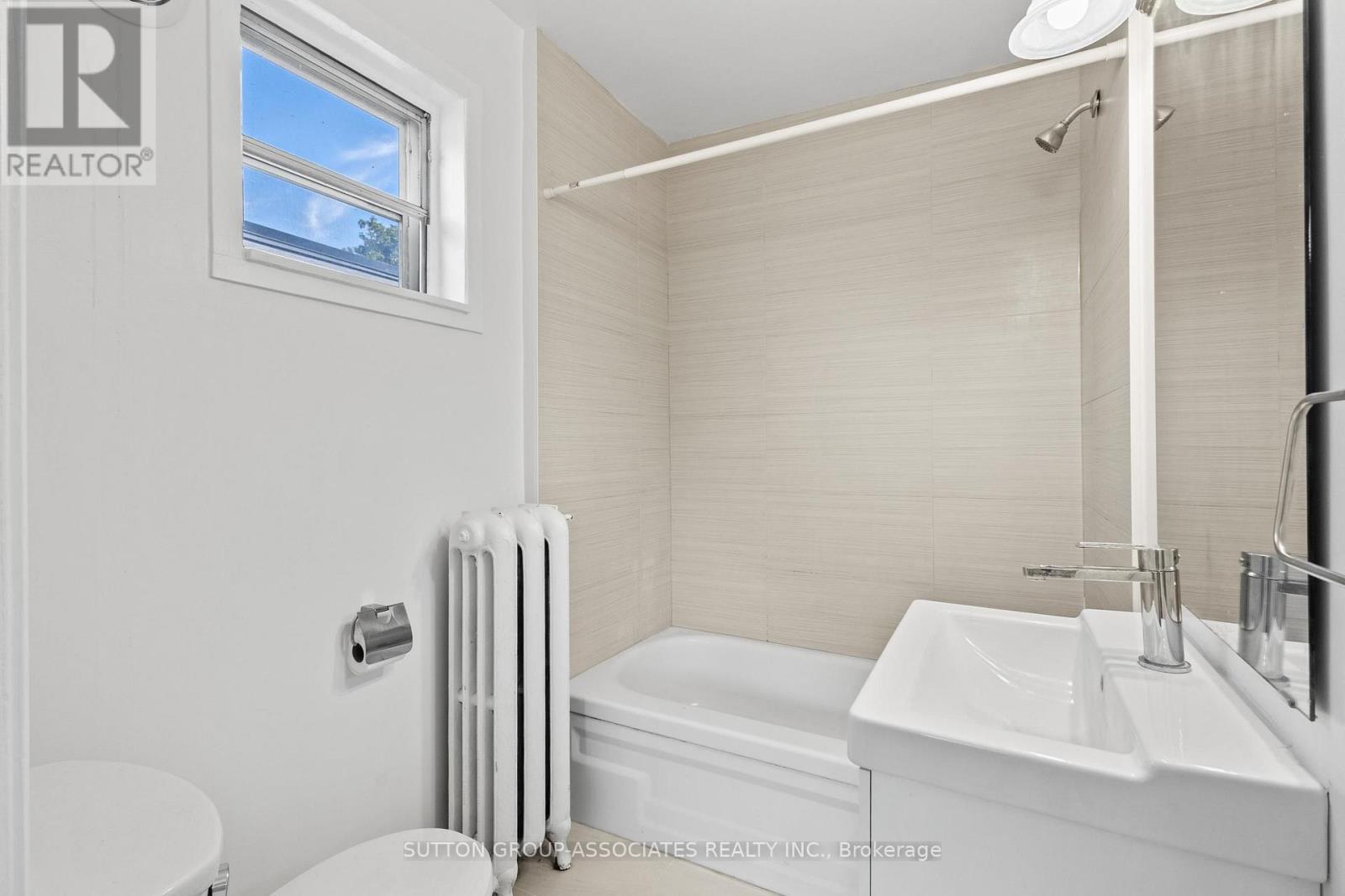 415 Brunswick Avenue Property Photo 13