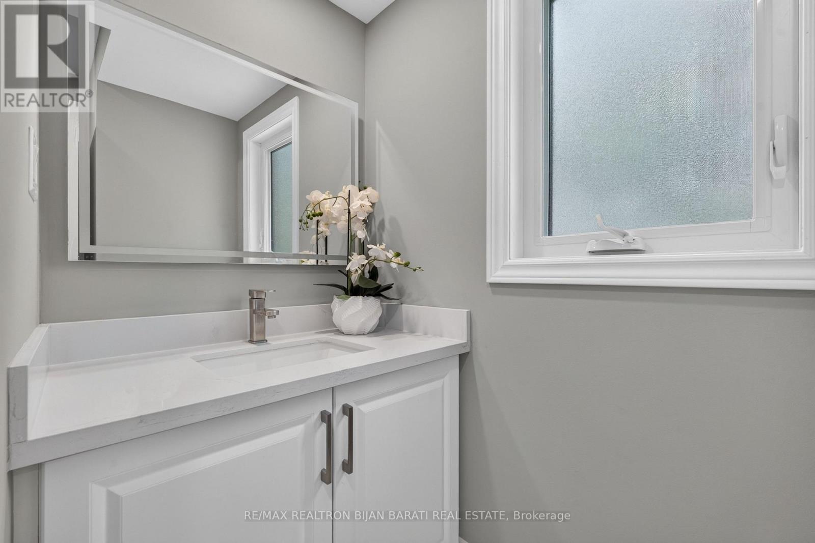 42 Franklin Avenue Property Photo 23
