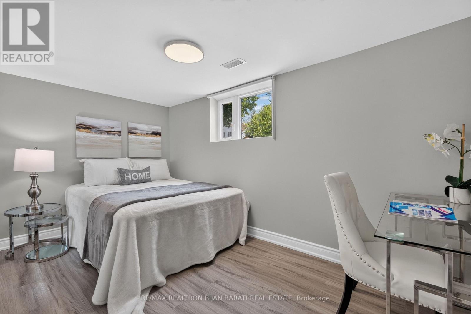 42 Franklin Avenue Property Photo 32
