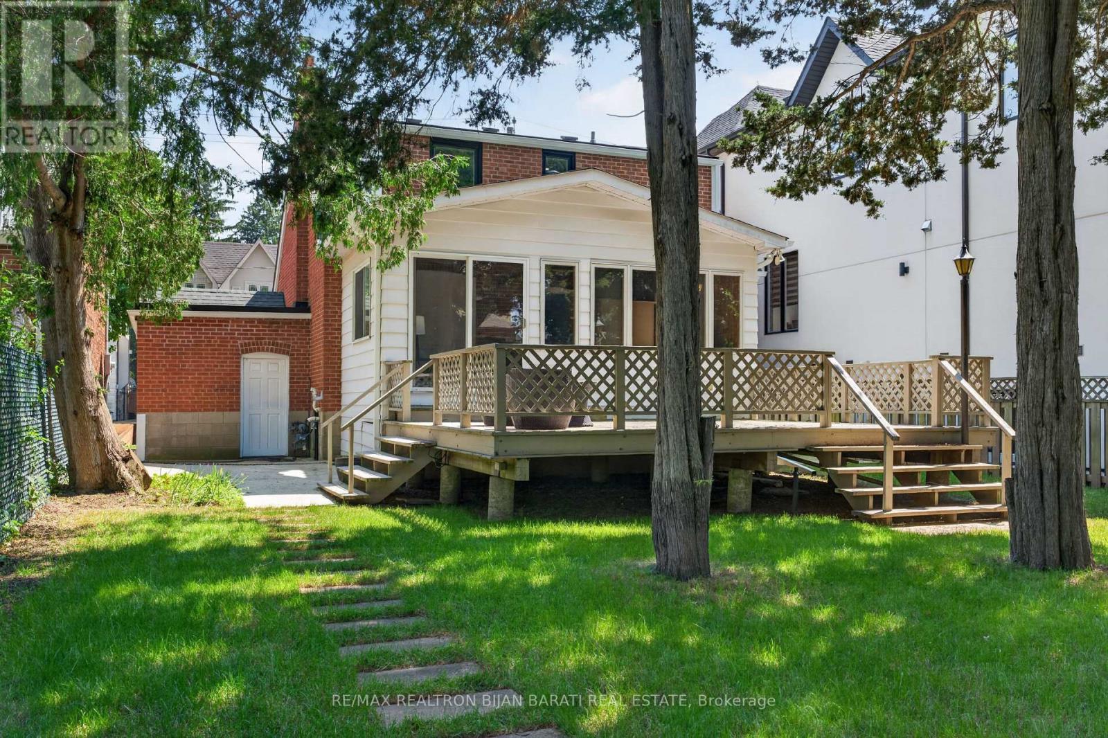 42 Franklin Avenue Property Photo 41