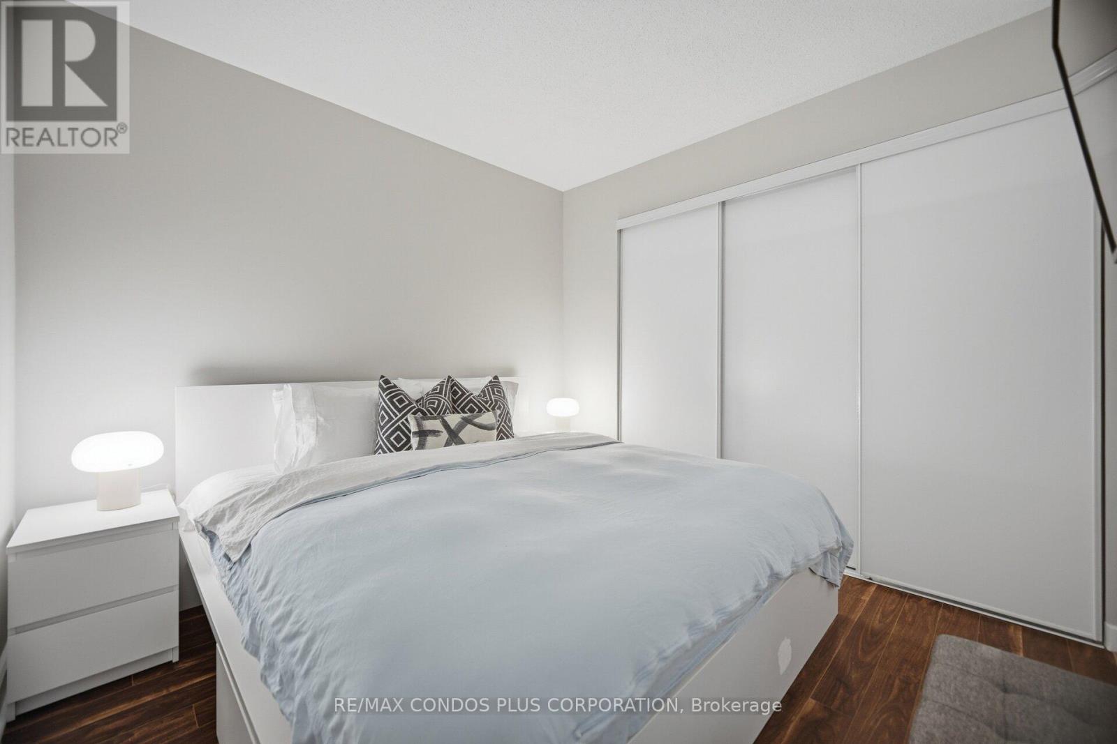 509 - 36 Blue Jays Way Property Photo 12