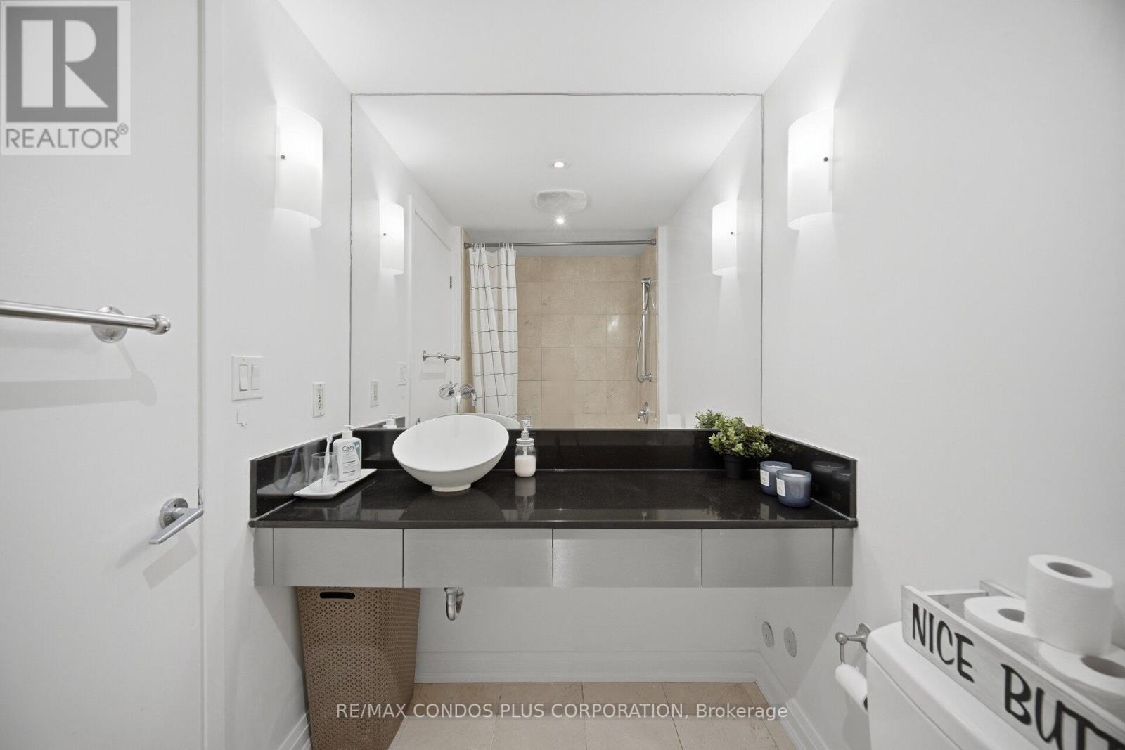509 - 36 Blue Jays Way Property Photo 18