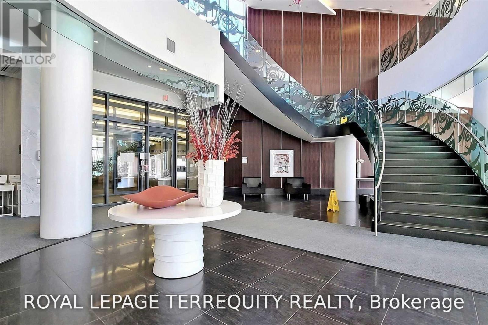 216 - 5162 Yonge Street Property Photo 4