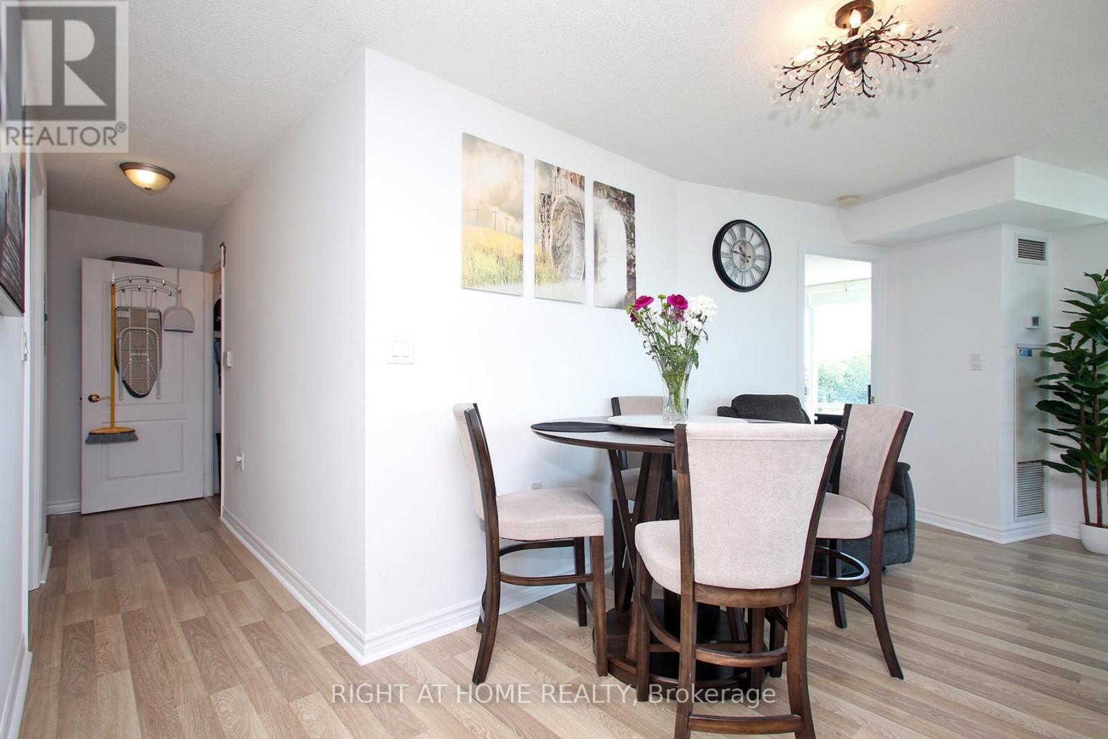505 - 3830 Bathurst Street Property Photo 13