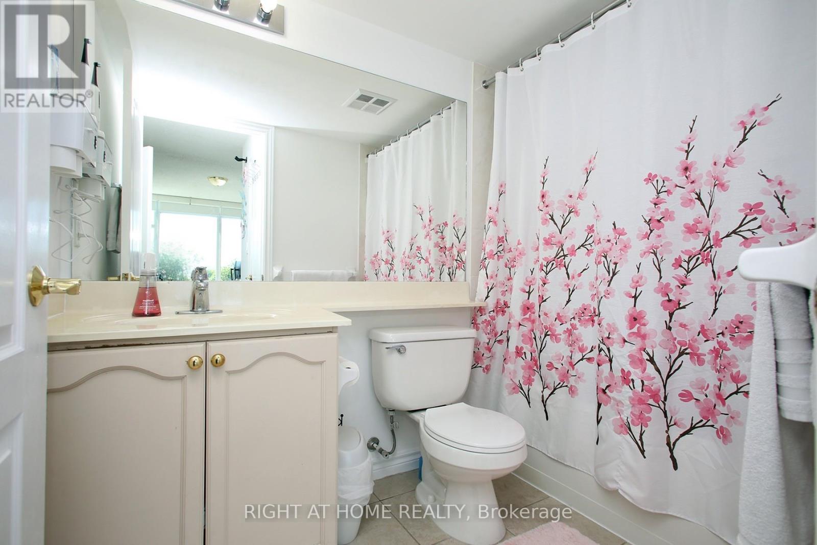 505 - 3830 Bathurst Street Property Photo 18