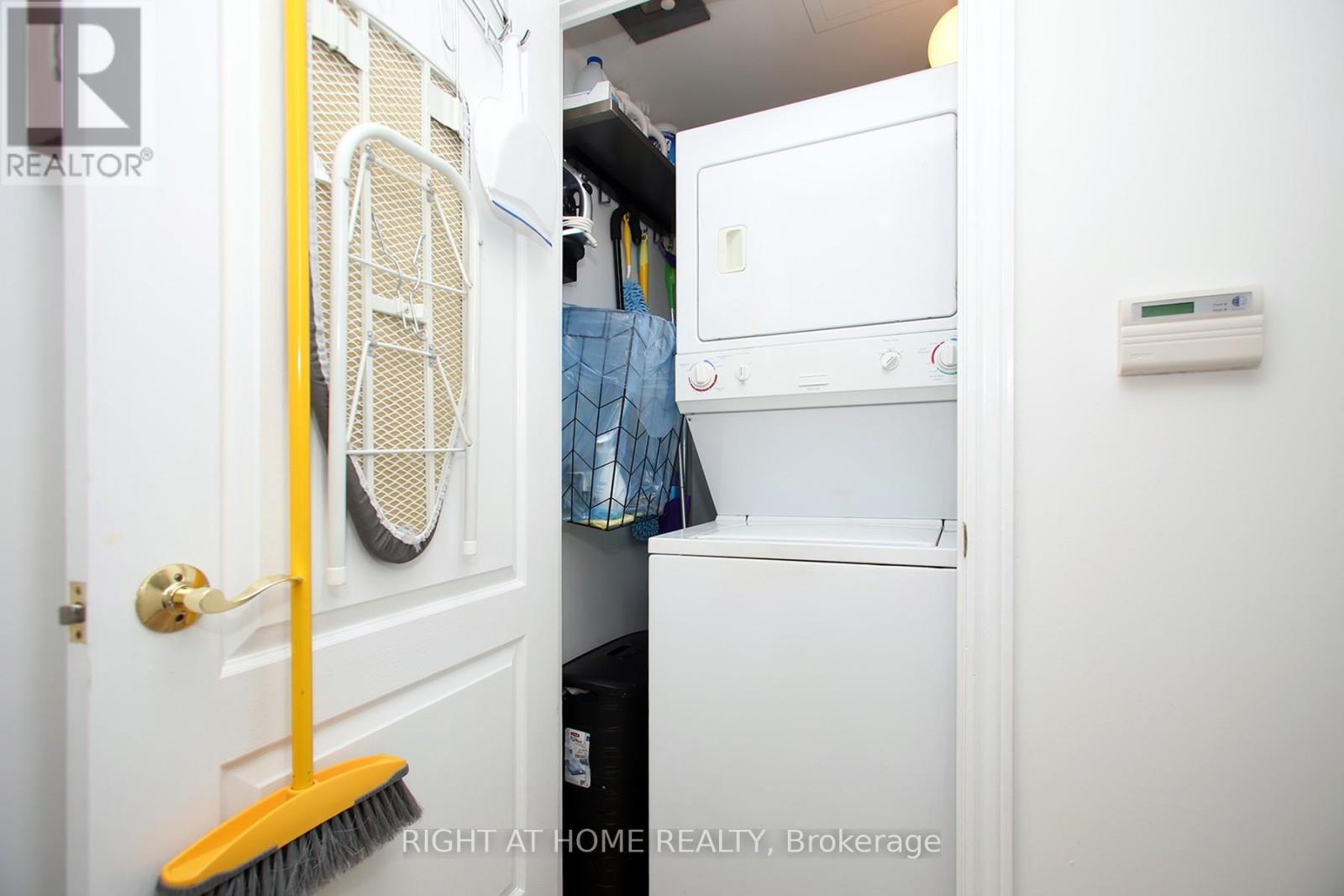 505 - 3830 Bathurst Street Property Photo 25