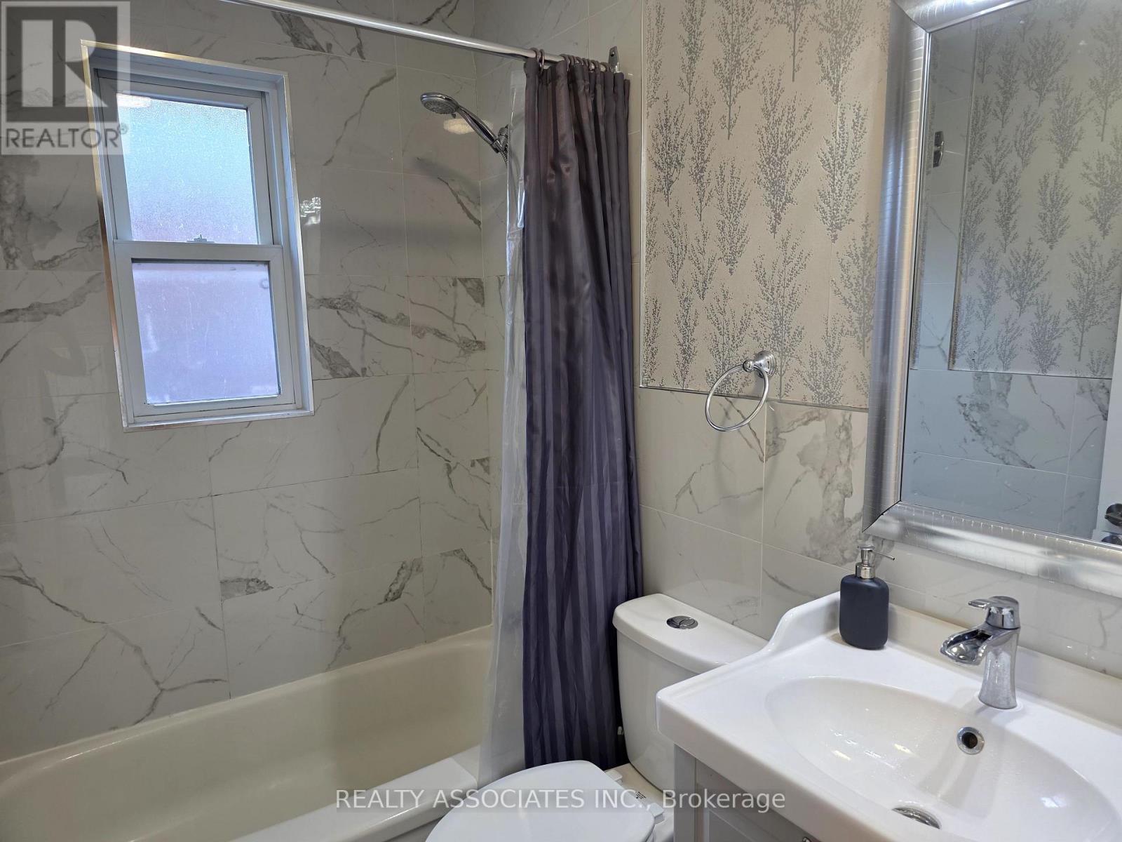 101 Reiner Road Property Photo 11