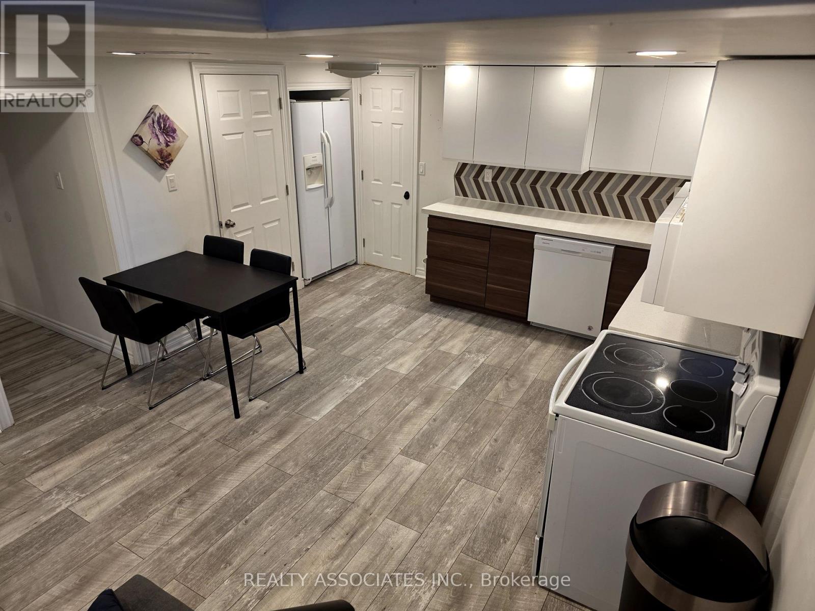 101 Reiner Road Property Photo 15