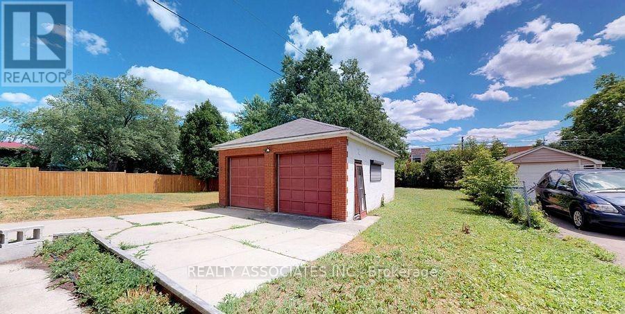 101 Reiner Road Property Photo 24