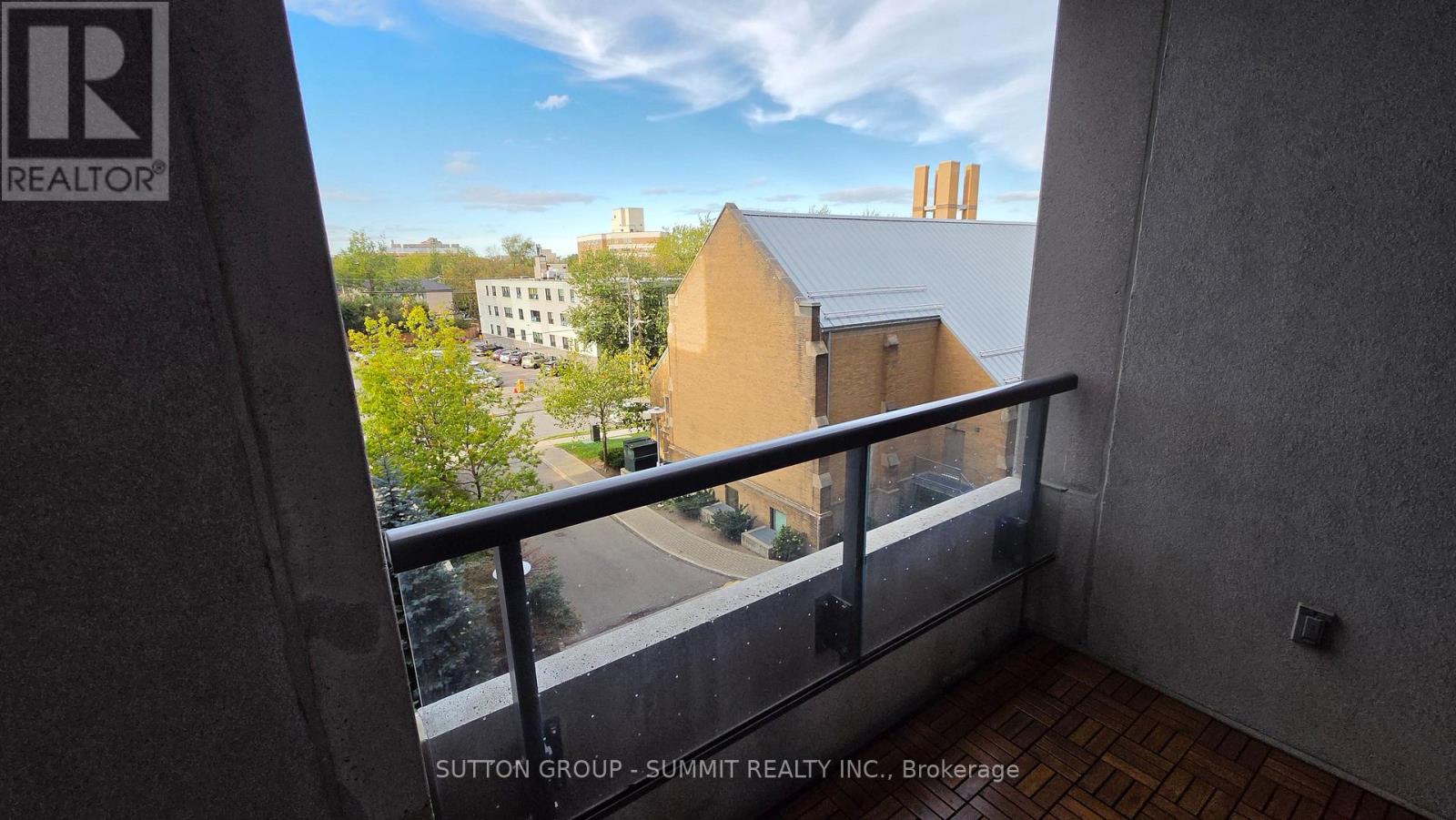 409 - 35 Saranac Boulevard Property Photo 13