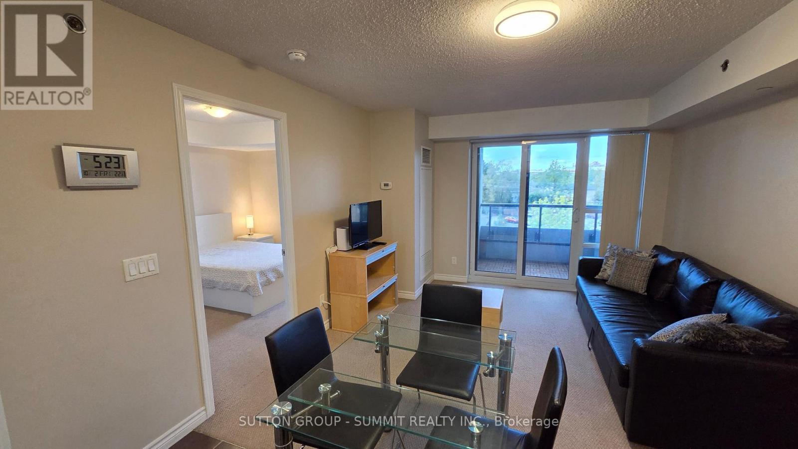 409 - 35 Saranac Boulevard Property Photo 14