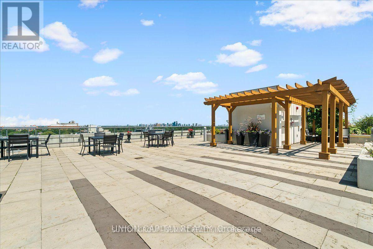 409 - 35 Saranac Boulevard Property Photo 20