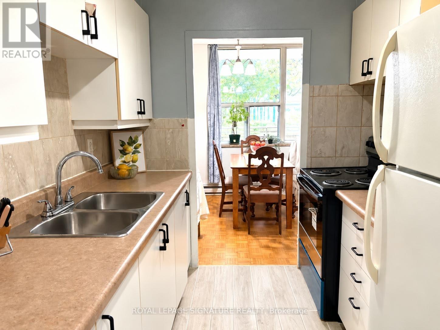 C13859634 Property Photo 13