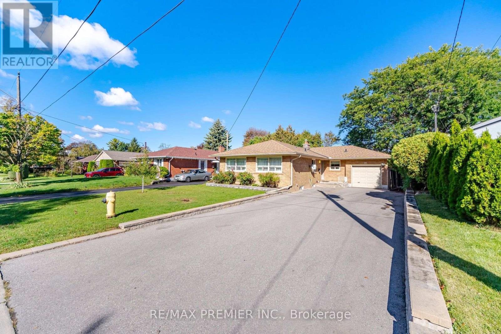 91 Wigmore Drive Property Photo 3