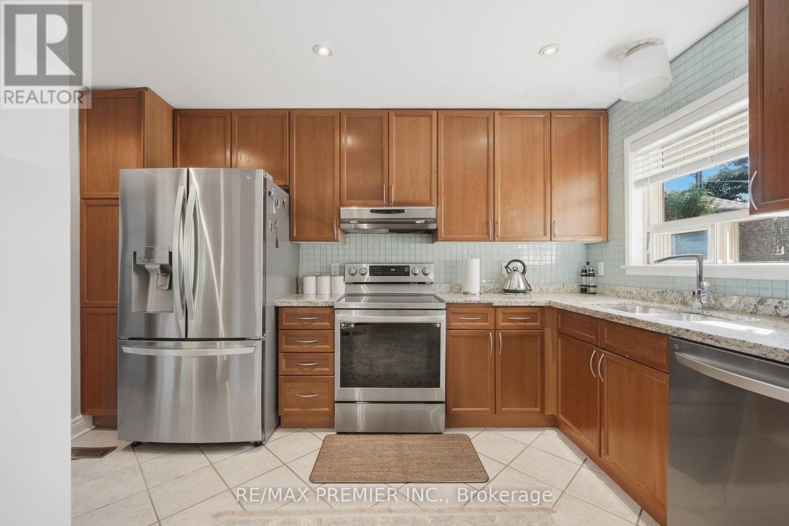 91 Wigmore Drive Property Photo 7