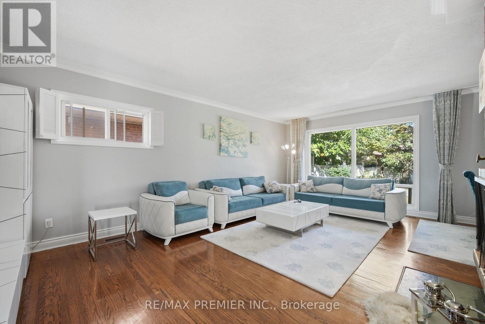 91 Wigmore Drive Property Photo 13