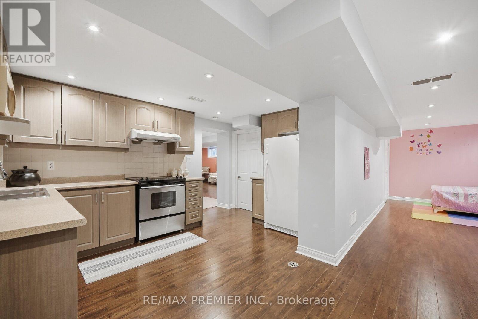 91 Wigmore Drive Property Photo 25
