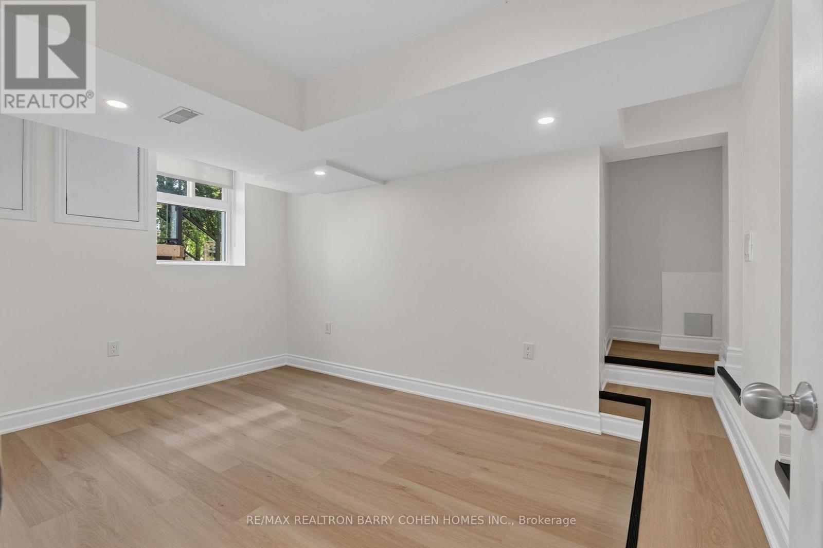 Lower - 371 Howland Avenue Property Photo 11