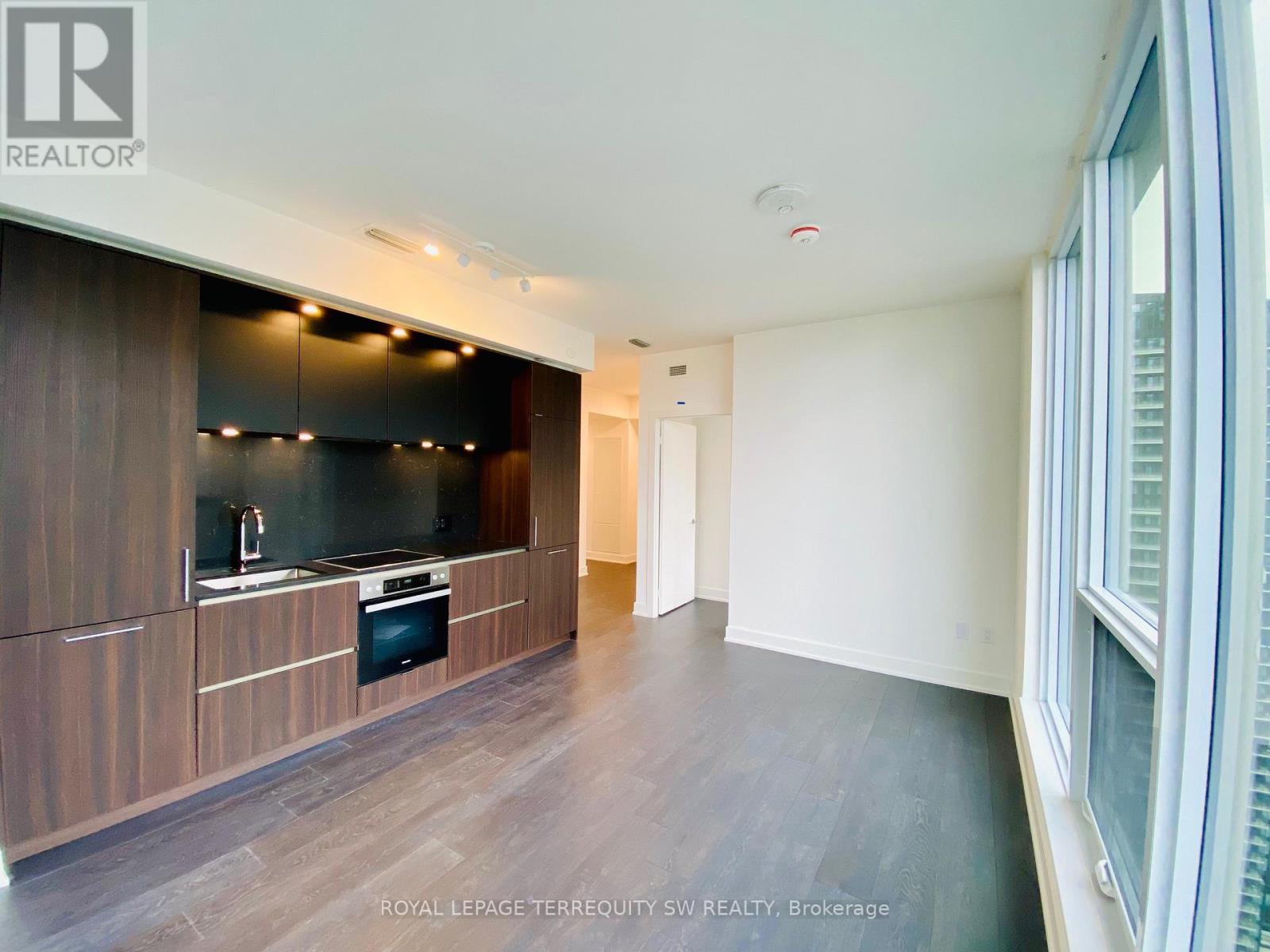 3306 - 15 Mercer Street Property Photo 7