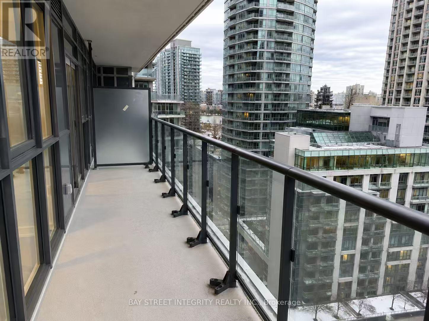 1512 - 38 Iannuzzi Street Property Photo 8