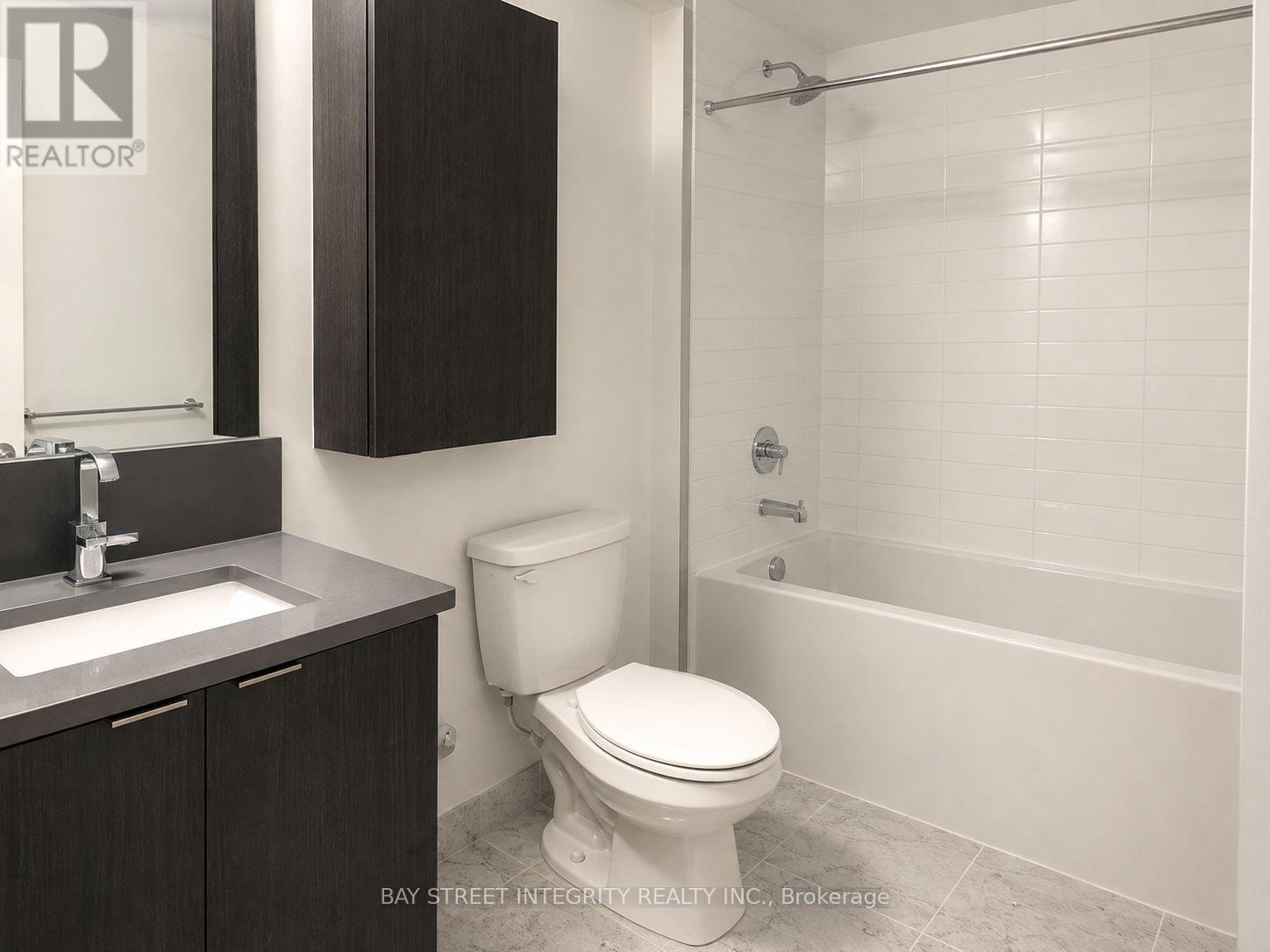 1512 - 38 Iannuzzi Street Property Photo 10