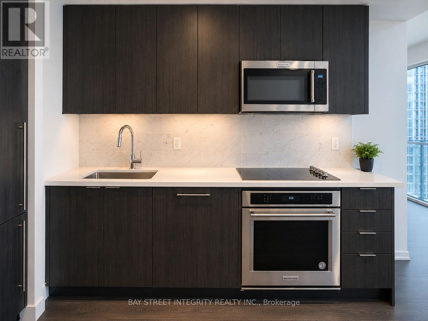 1512 - 38 Iannuzzi Street Property Photo 12
