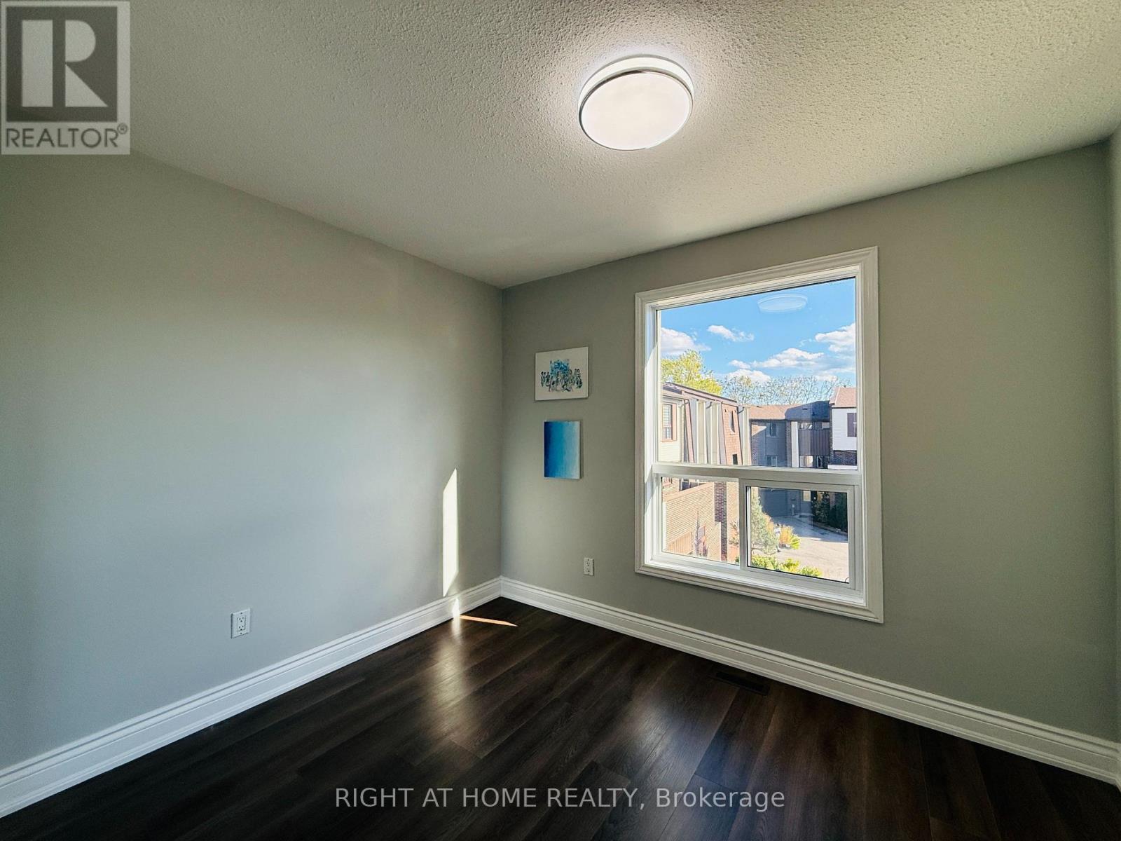 70 Spire Hillway Way Property Photo 25