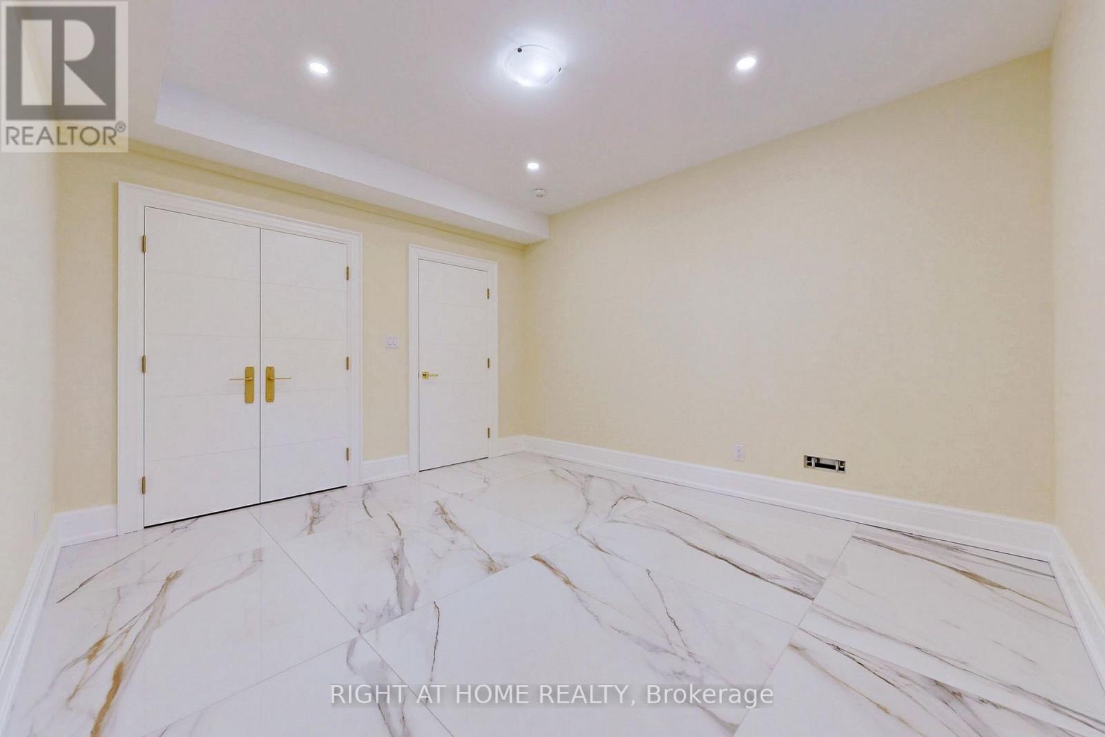 10 Jocelyn Crescent Property Photo 17