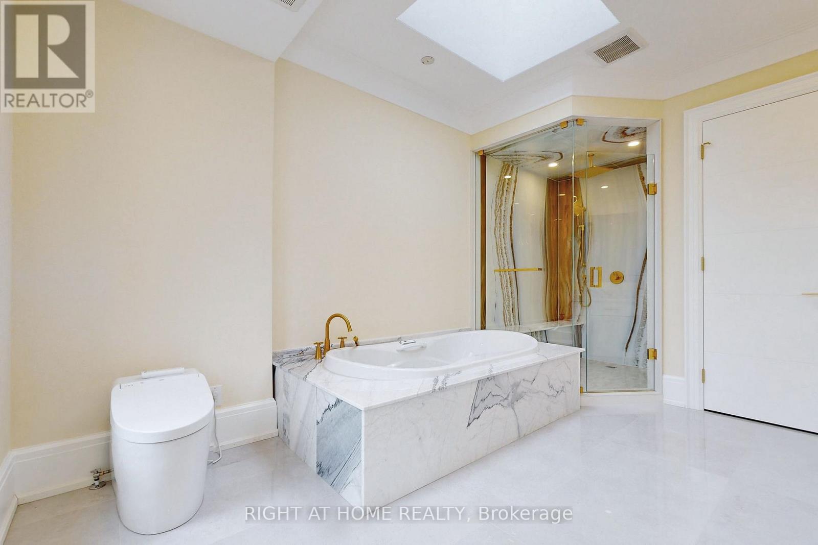 10 Jocelyn Crescent Property Photo 32