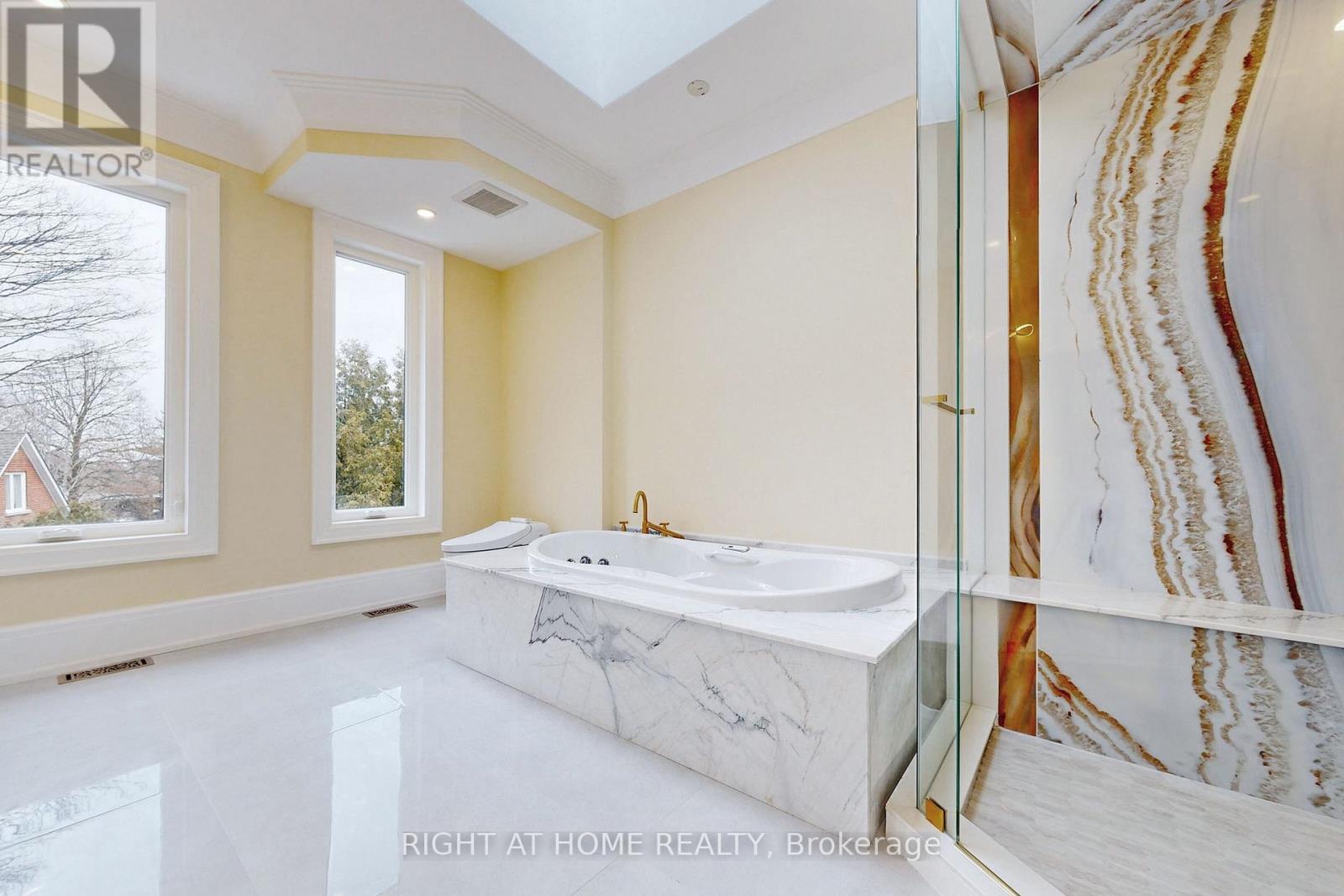 10 Jocelyn Crescent Property Photo 33