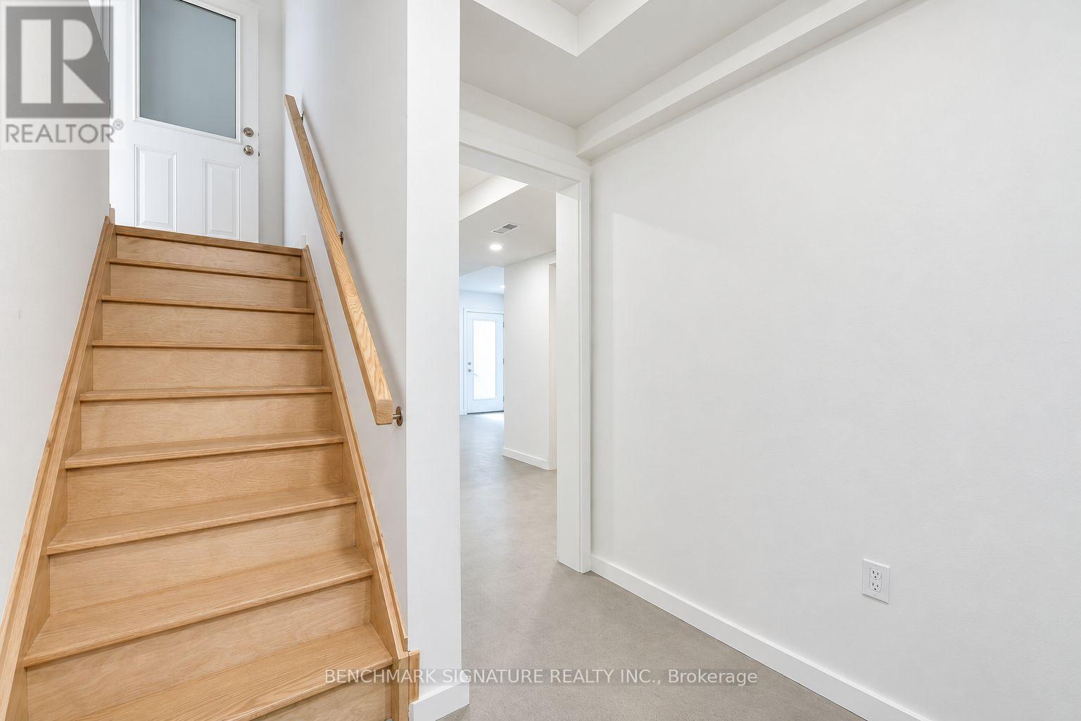 Lower - 301 Euclid Avenue Property Photo 15
