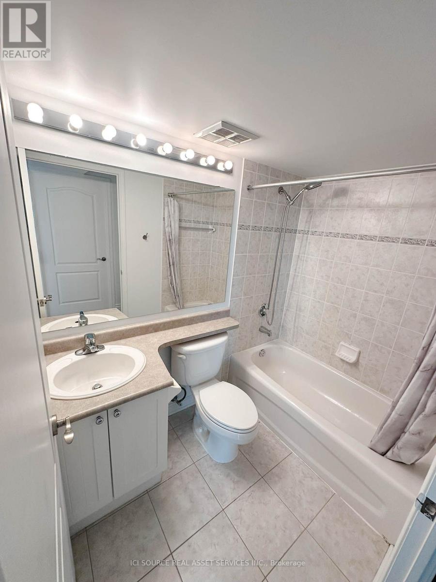 901 - 935 Sheppard Avenue W Property Photo 14