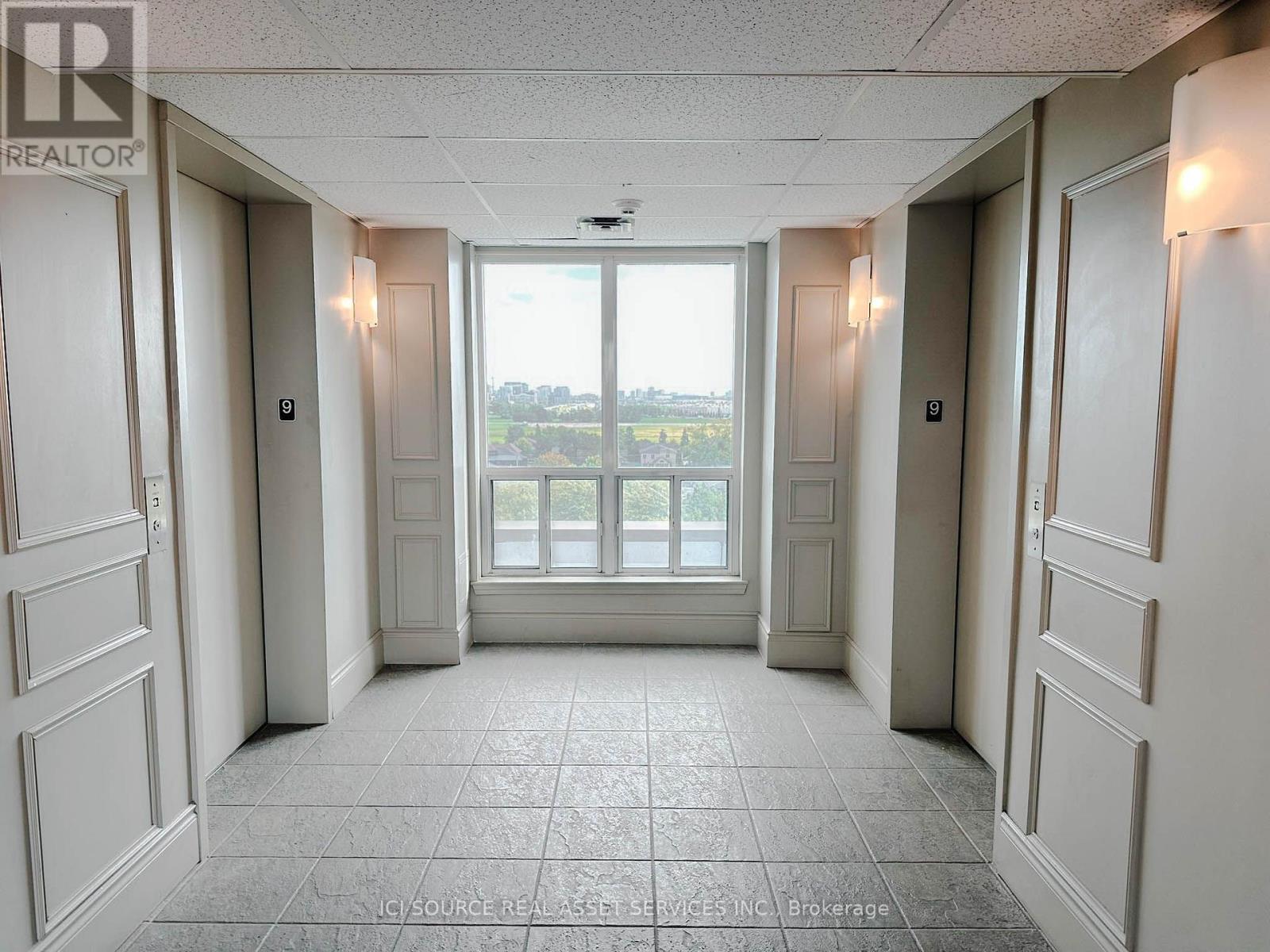 901 - 935 Sheppard Avenue W Property Photo 22